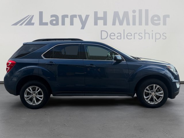 Used 2017 Chevrolet Equinox LT w/ Convenience Package AWD/4WD image 6
