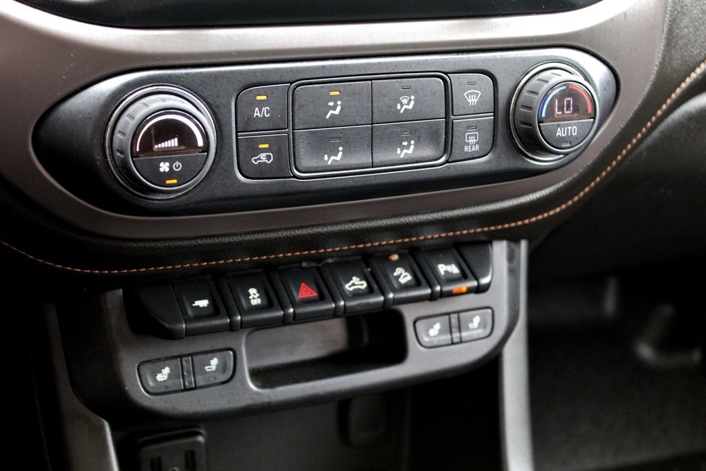 Used 2022 GMC Canyon AT4 AWD/4WD image 25