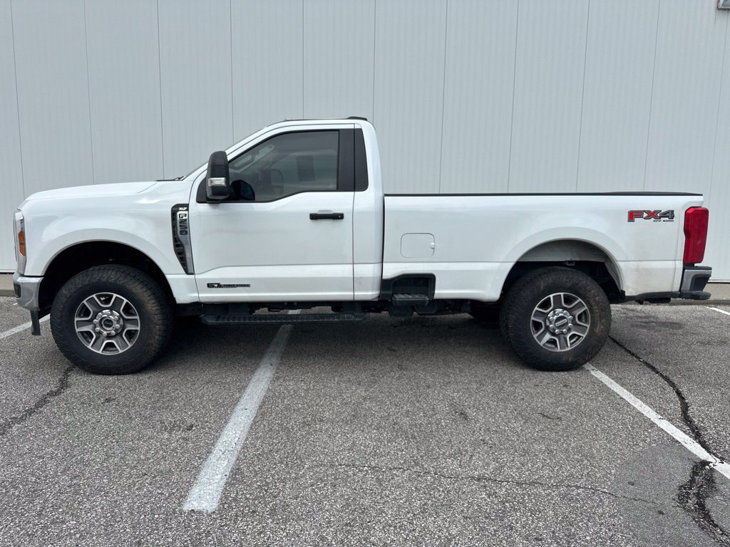 Certified 2025 Ford F250 XLT w/ FX4 Off-Road Package AWD/4WD image 3