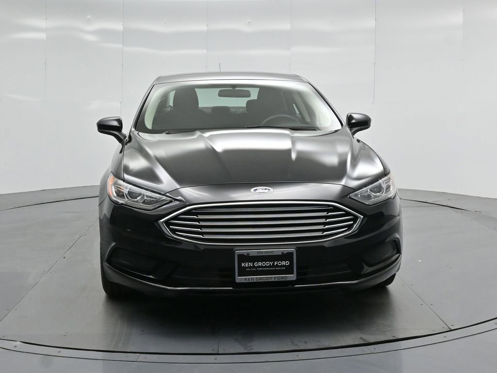 Certified 2017 Ford Fusion SE image 22
