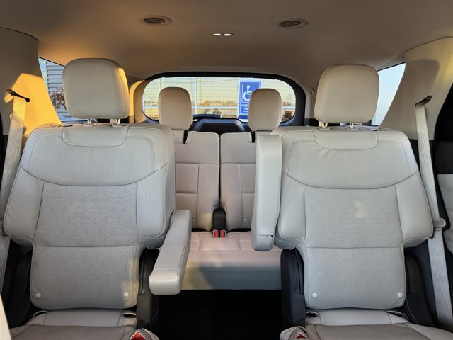 Certified 2022 Ford Explorer Platinum w/ Equipment Group 601A image 30