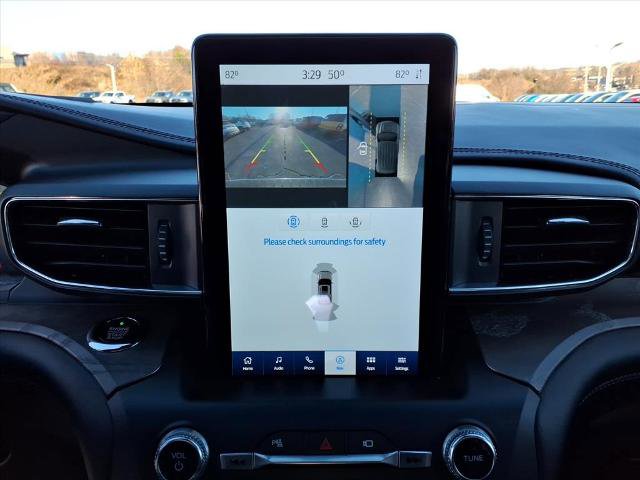 Certified 2020 Ford Explorer Platinum w/ Premium Technology Package image 11