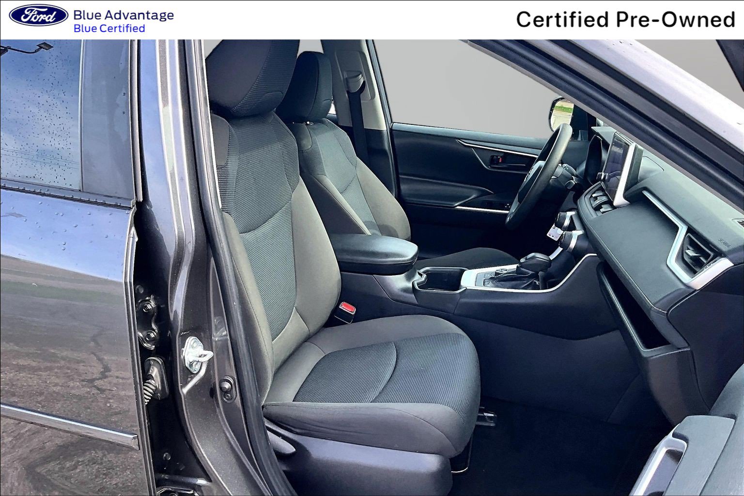 Used 2024 Toyota RAV4 LE AWD/4WD image 7