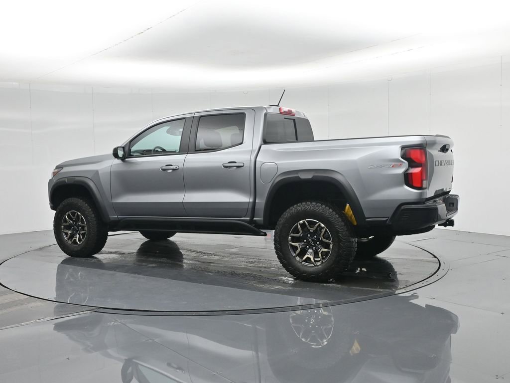 Used 2024 Chevrolet Colorado ZR2 w/ Technology Package image 7