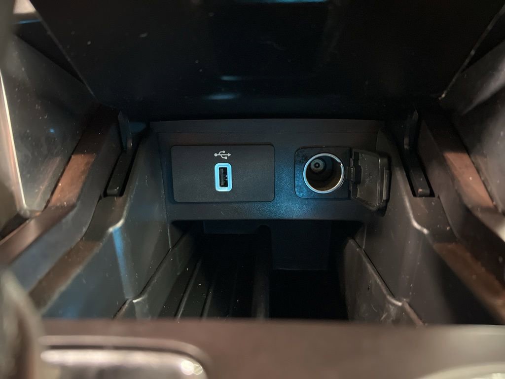 Certified 2017 Ford Explorer Limited FWD image 11
