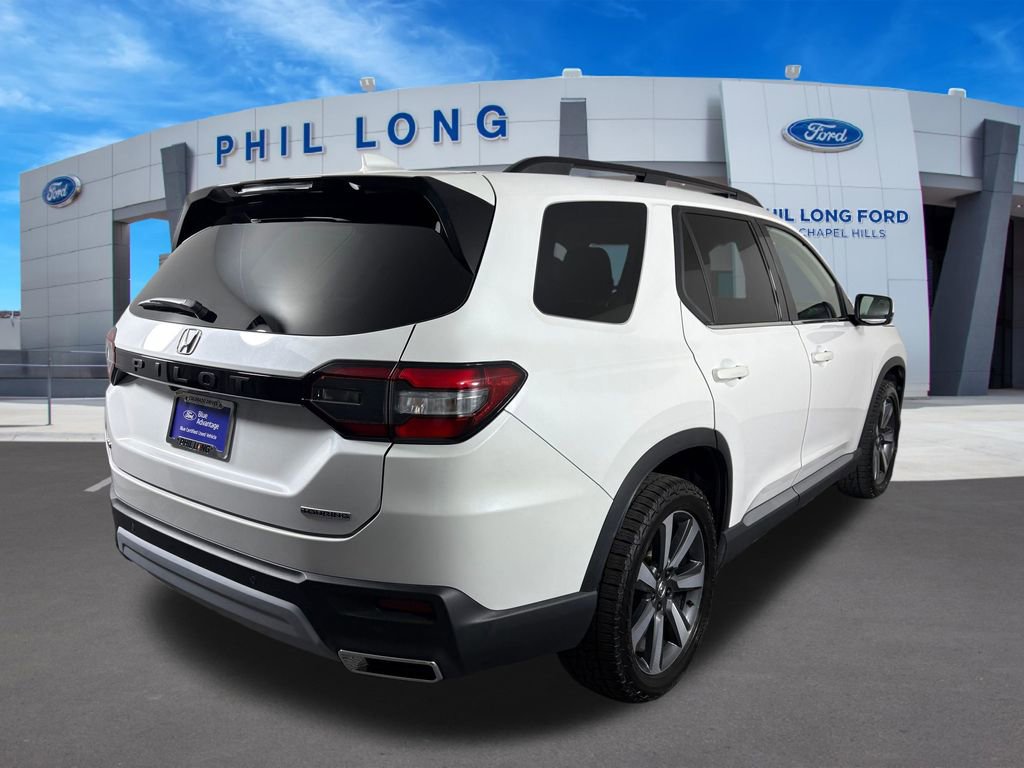 Used 2024 Honda Pilot Touring image 5