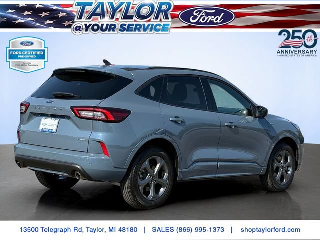 Certified 2024 Ford Escape ST-Line w/ Tech Pack #1 AWD/4WD image 3