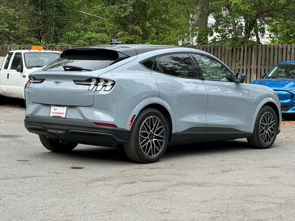 Certified 2025 Ford Mustang Mach-E Premium AWD/4WD image 7