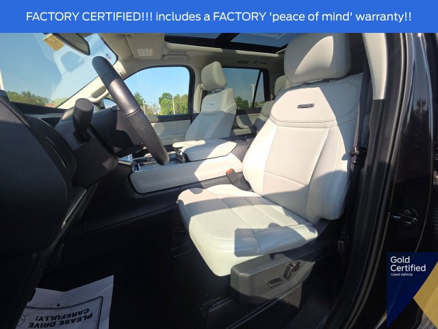 Certified 2025 Ford Expedition Platinum w/ Driver's Package AWD/4WD image 36