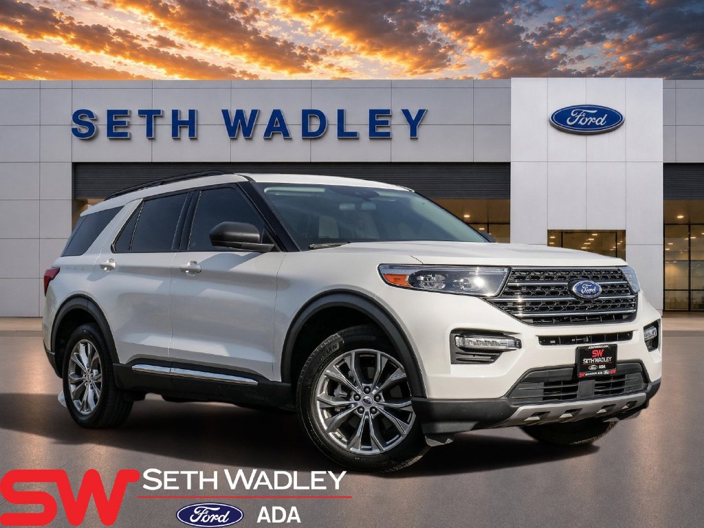 Certified 2023 Ford Explorer XLT w/ Equipment Group 202A AWD/4WD image 1