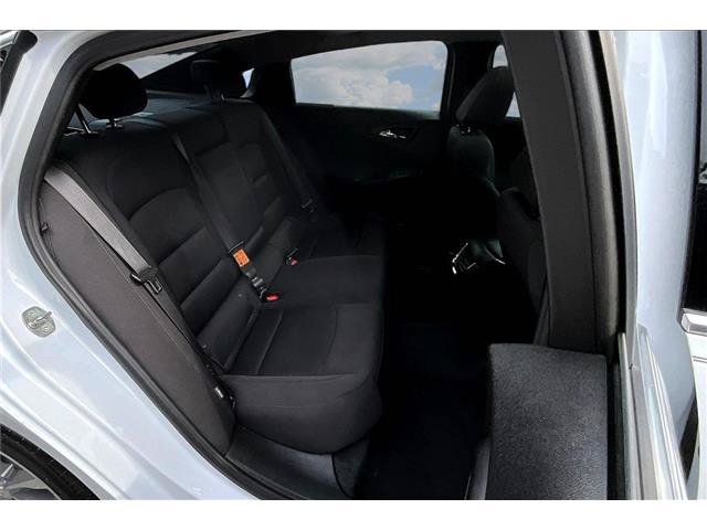 Used 2022 Chevrolet Malibu LT FWD image 27