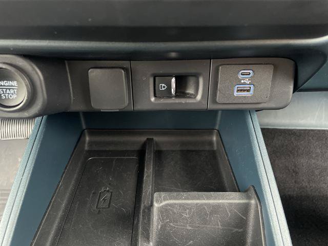Certified 2024 Ford Maverick Tremor w/ Tremor Off-Road Package AWD/4WD image 33