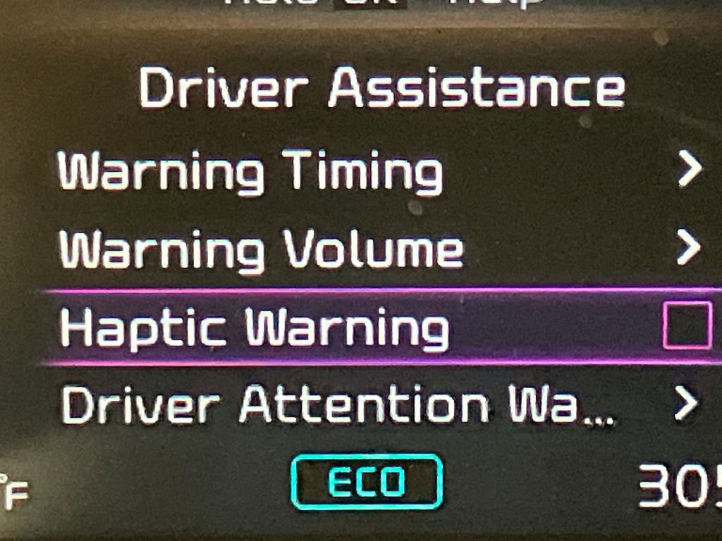 Used 2024 Kia Carnival LX image 8