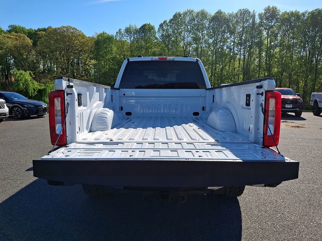 Certified 2024 Ford F350 XLT w/ FX4 Off-Road Package AWD/4WD image 28