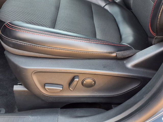 Certified 2024 Ford Escape ST-Line w/ Tech Pack #1 AWD/4WD image 6
