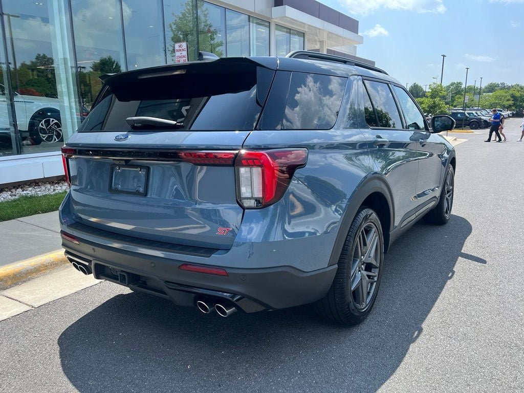 Certified 2025 Ford Explorer ST w/ Sun And Sound Package AWD/4WD image 9