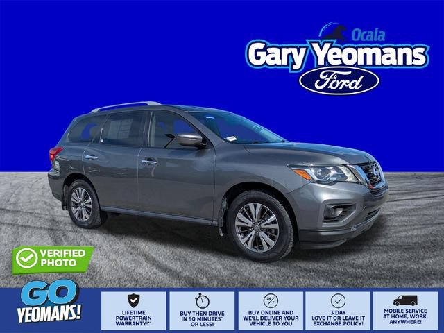 Used 2020 Nissan Pathfinder S FWD image 1