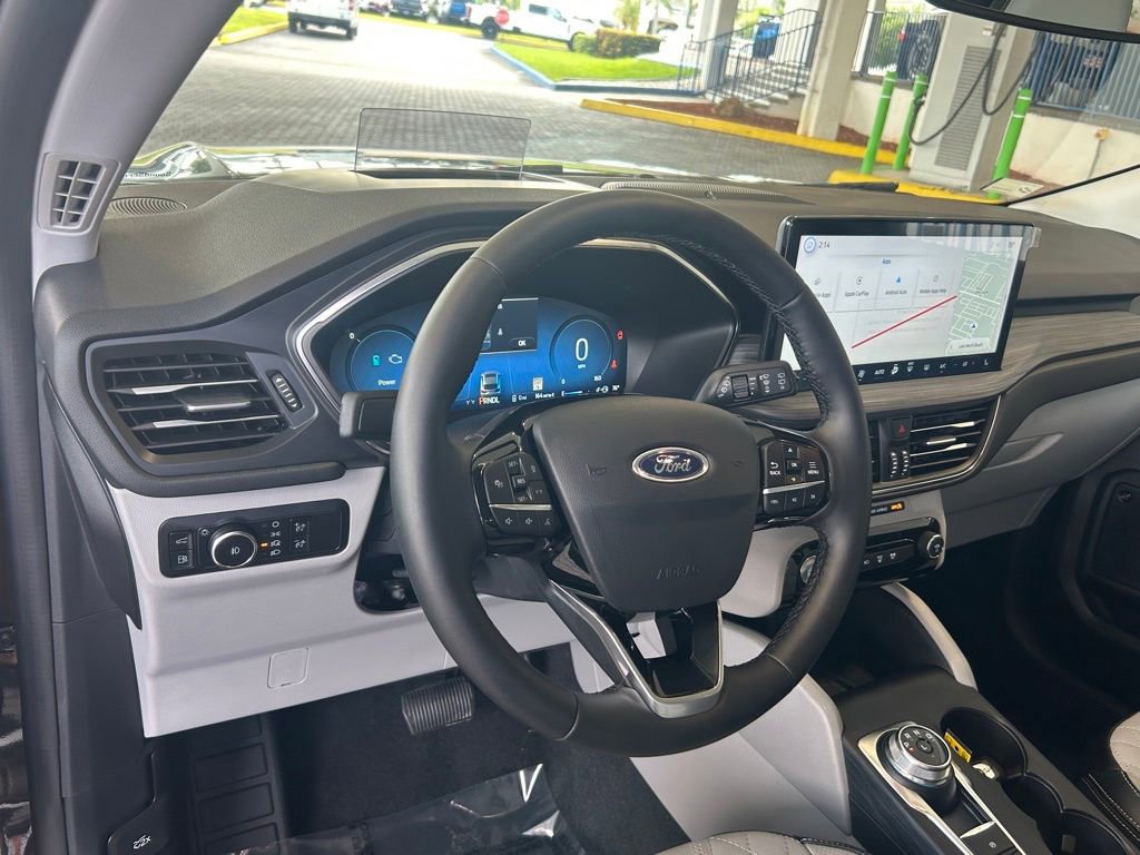 Certified 2024 Ford Escape SE w/ PHEV Premium Package FWD image 35