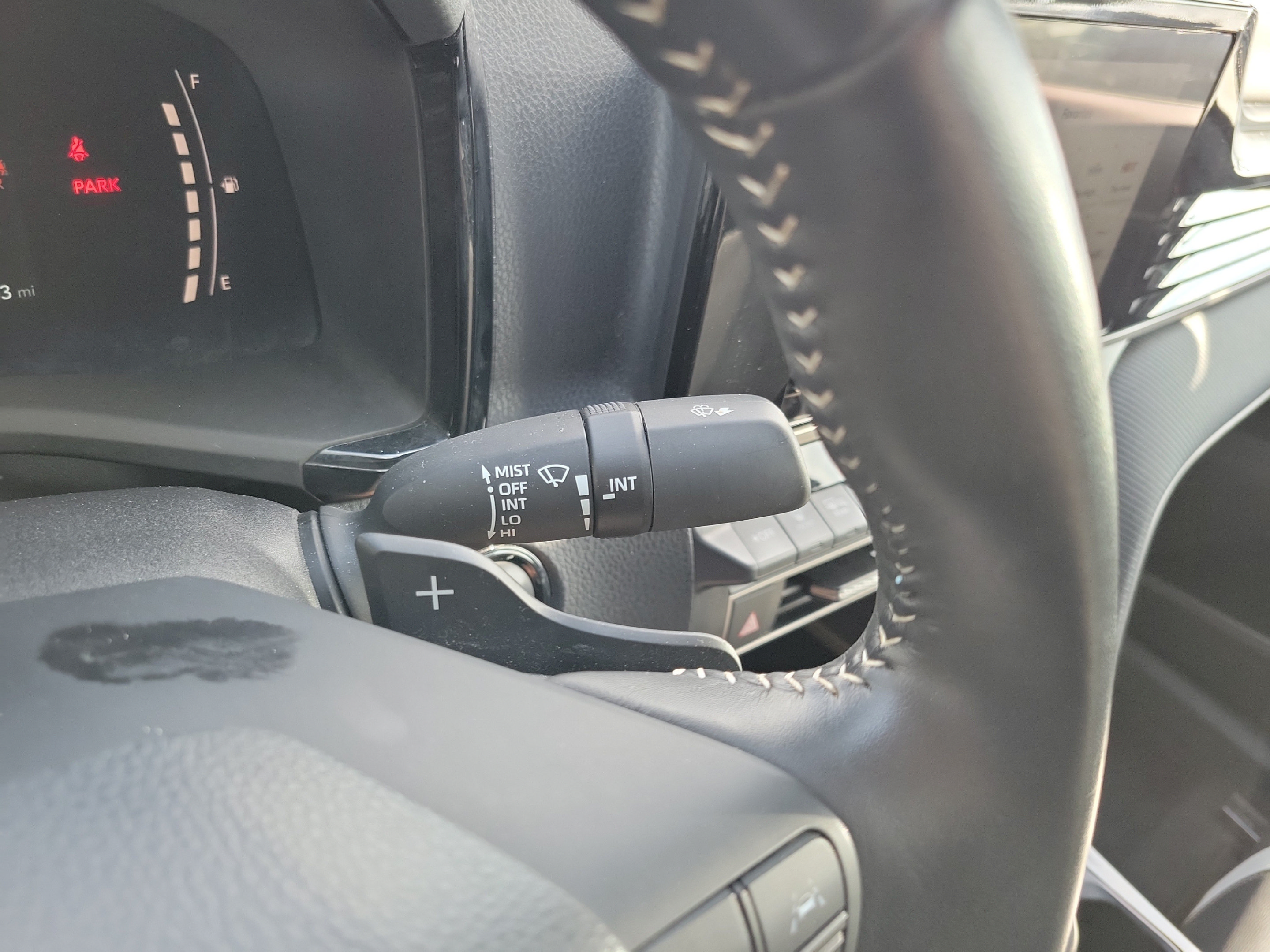 Used 2025 Toyota Camry SE FWD image 23