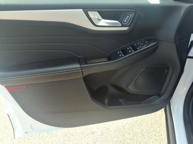 Certified 2022 Ford Escape SEL AWD/4WD image 11