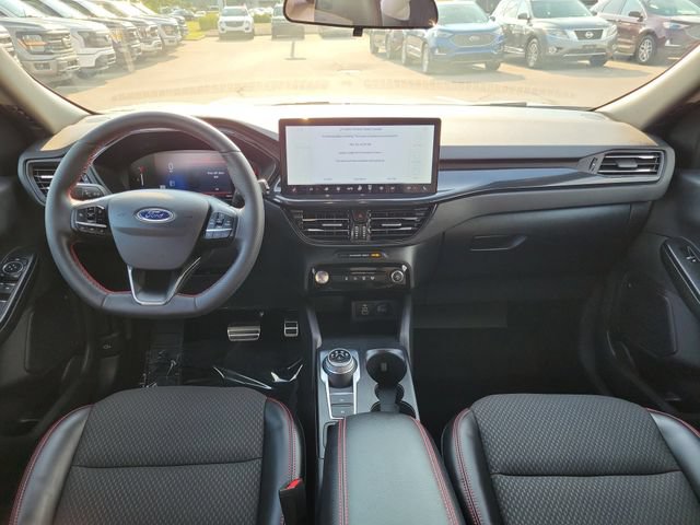 Certified 2024 Ford Escape ST-Line w/ Tech Pack #1 AWD/4WD image 10