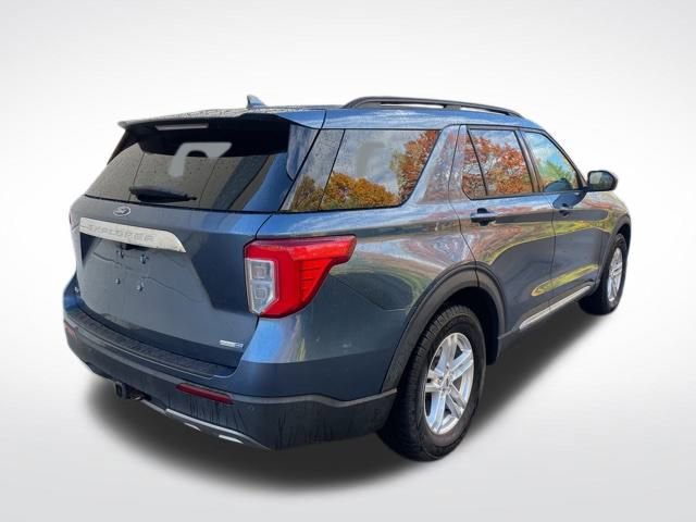 Certified 2020 Ford Explorer XLT w/ Equipment Group 202A image 3