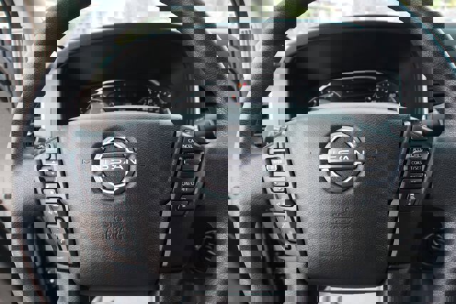 Used 2022 Nissan Frontier SV w/ Technology Package image 21