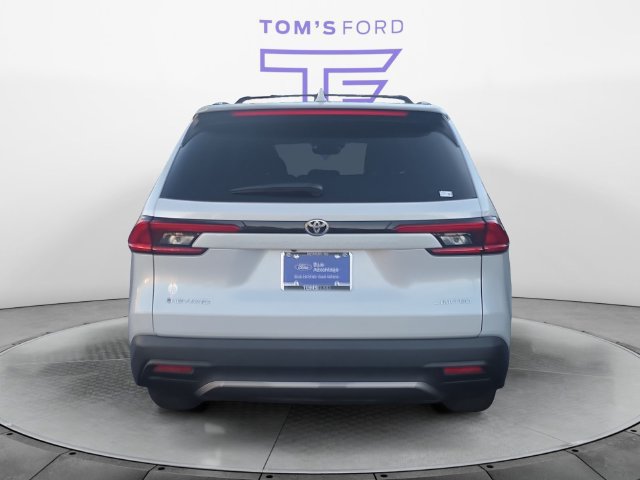 Used 2024 Toyota Grand Highlander AWD Hybrid image 4