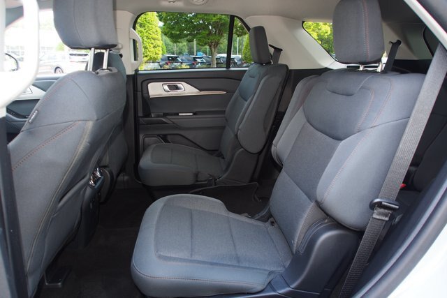 Certified 2025 Ford Explorer Active RWD image 20