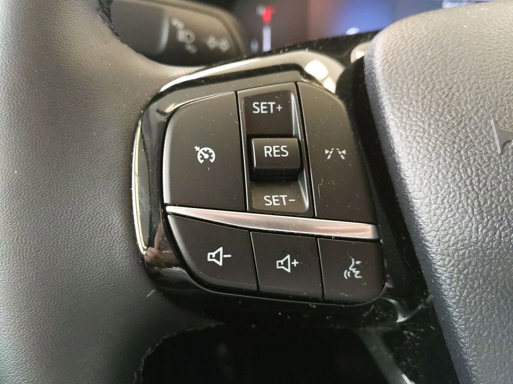 Certified 2024 Ford Escape Active AWD/4WD image 17