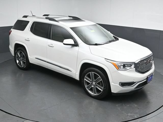 Used 2019 GMC Acadia Denali w/ Technology Package FWD image 46