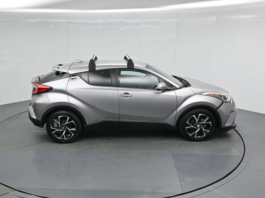 Used 2018 Toyota C-HR XLE image 37