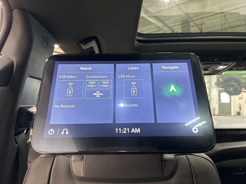 Used 2021 GMC Yukon Denali w/ Denali Premium Package image 29