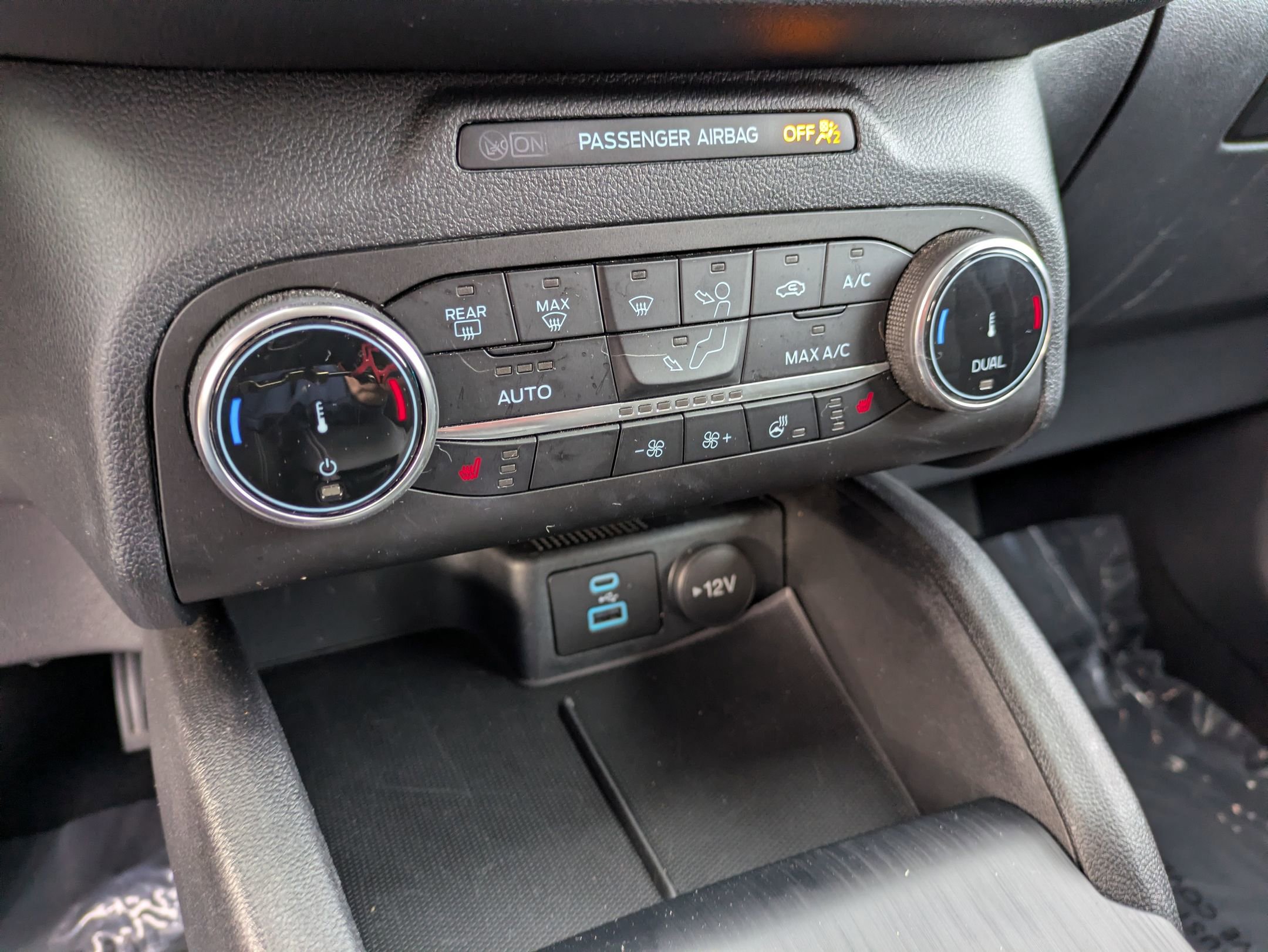Certified 2023 Ford Escape Active w/ Cold Weather Package FWD image 24