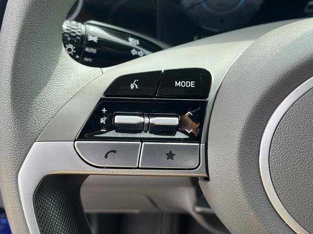 Used 2024 Hyundai Elantra SEL image 17