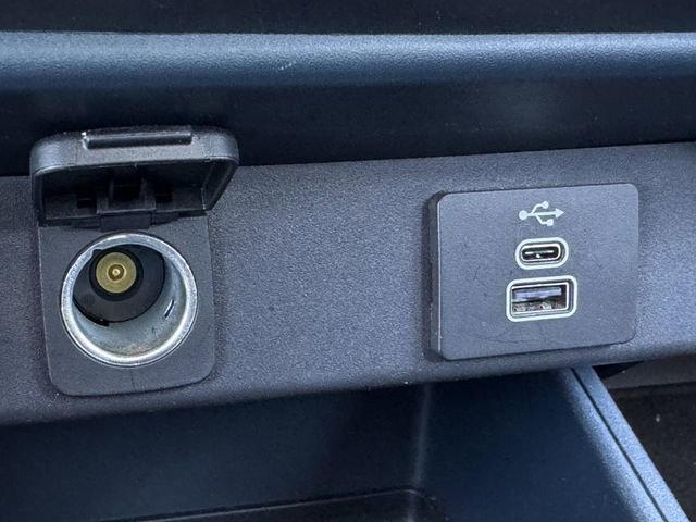 Certified 2025 Ford Maverick Lobo image 22