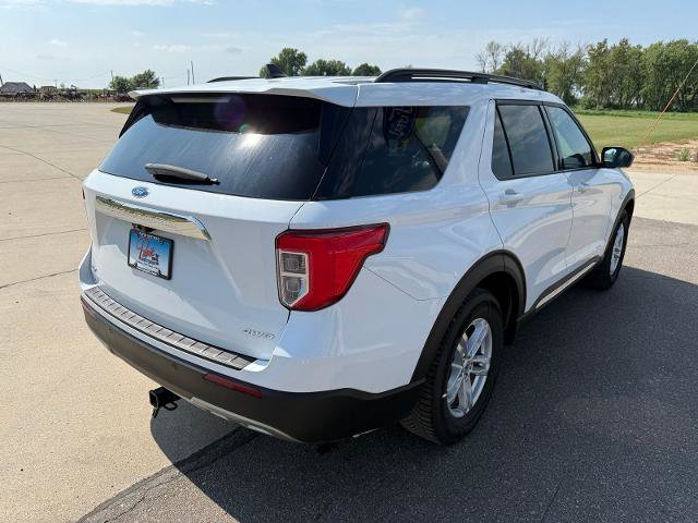 Certified 2023 Ford Explorer XLT w/ Equipment Group 202A AWD/4WD image 8