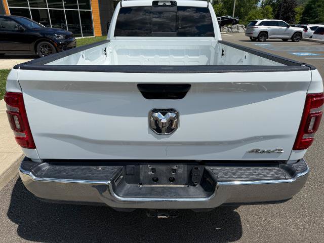 Used 2024 RAM 3500 Tradesman w/ Chrome Appearance Group AWD/4WD image 6