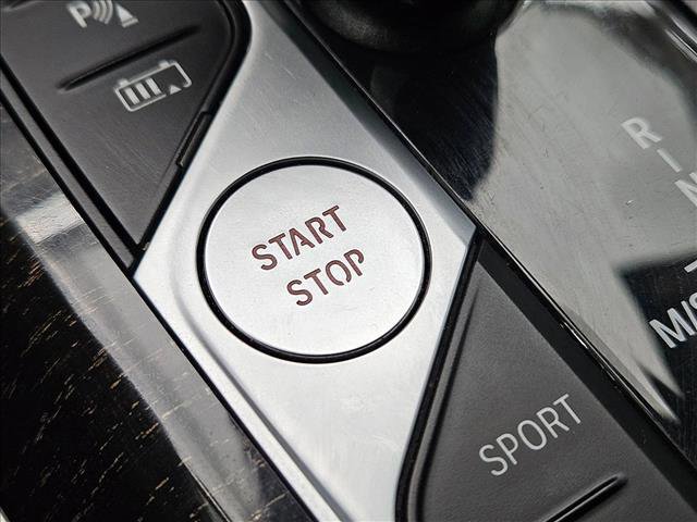 Used 2022 BMW 330e w/ M Sport Package RWD image 16