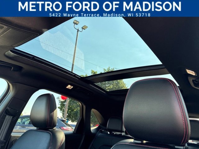 Certified 2023 Ford Escape ST-Line Elite w/ Premium Technology Package AWD/4WD image 37
