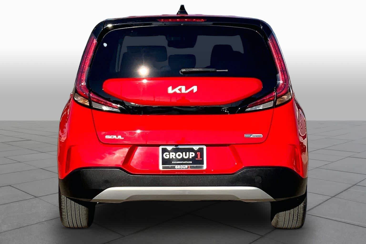 Used 2024 Kia Soul EX FWD image 5