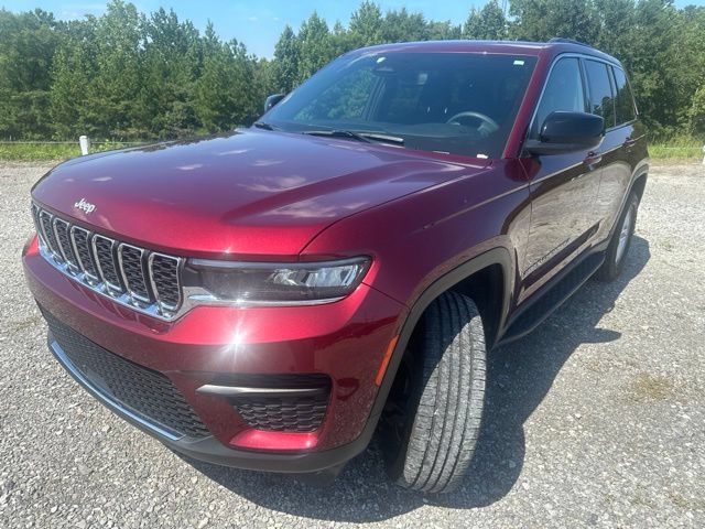 Used 2024 Jeep Grand Cherokee Laredo