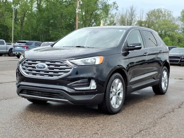 Certified 2024 Ford Edge Titanium AWD/4WD image 3
