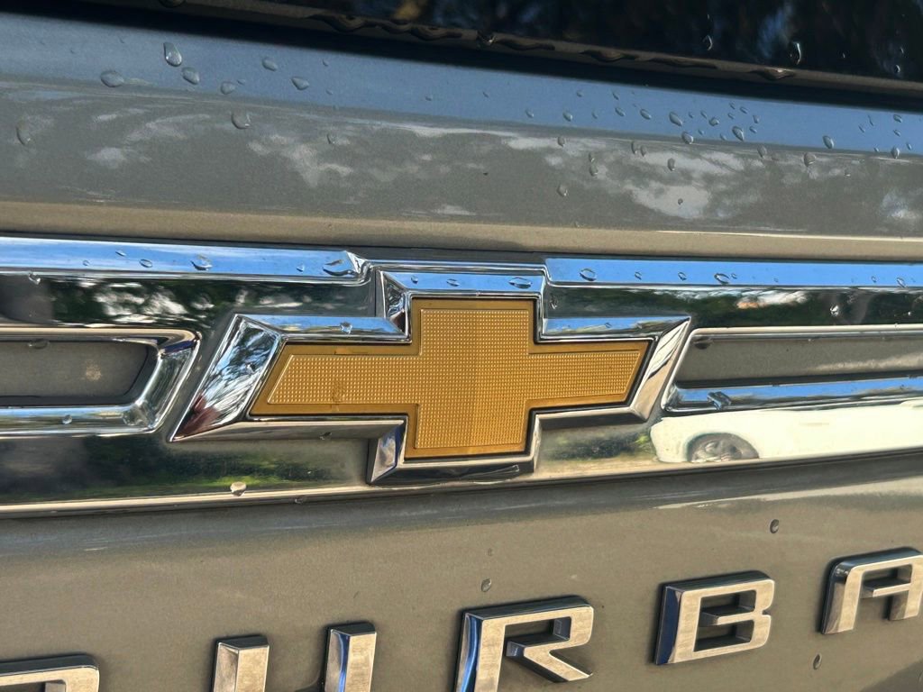 Used 2023 Chevrolet Suburban LT image 23