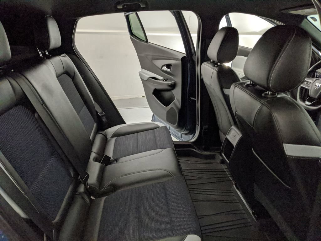 Used 2025 Buick Envista Preferred w/ Convenience I Package FWD image 23