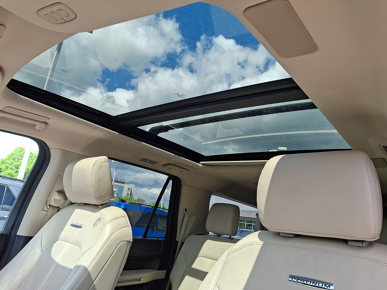 Certified 2022 Ford Expedition Max Platinum image 21