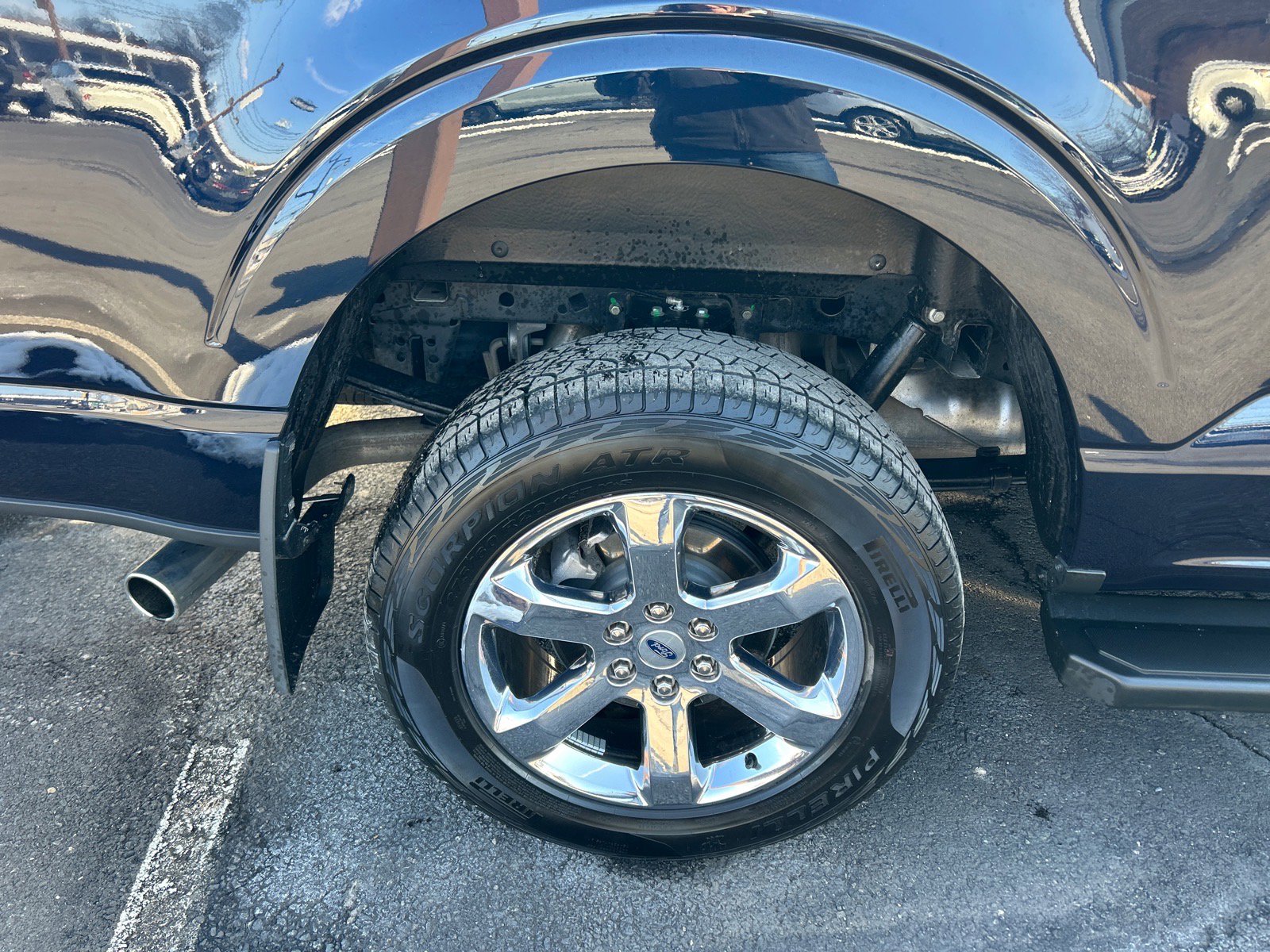 Certified 2022 Ford F150 XLT w/ Equipment Group 302A High image 33