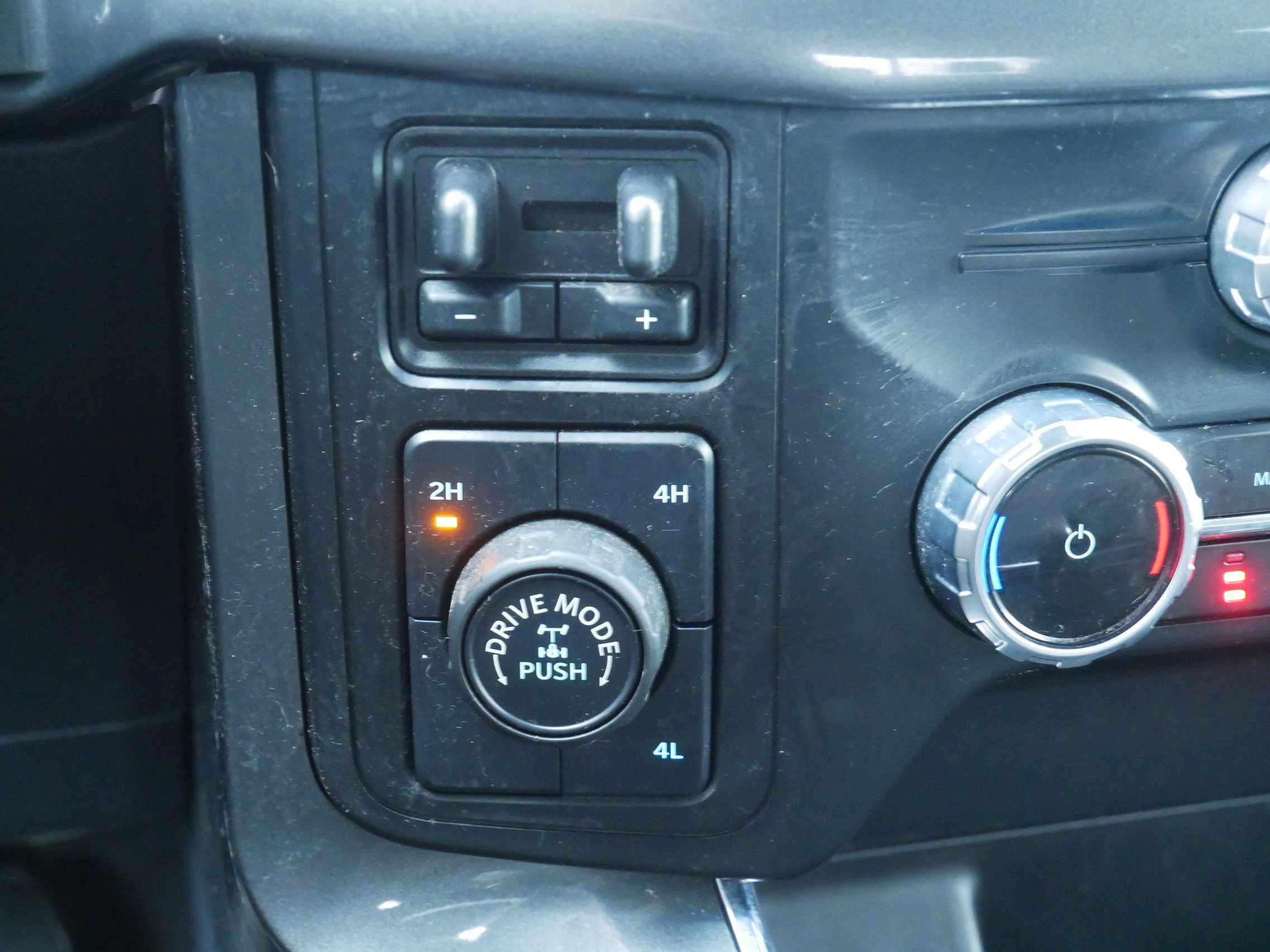 Certified 2023 Ford F150 XLT w/ Equipment Group 302A High image 18