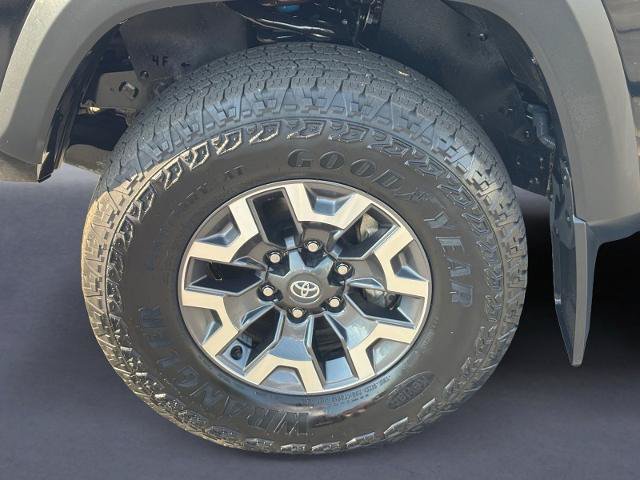 Used 2023 Toyota Tacoma TRD Off-Road AWD/4WD image 11