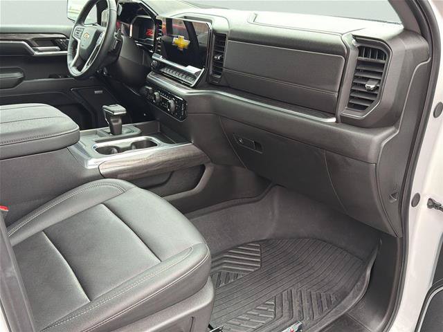 Used 2024 Chevrolet Silverado 1500 LTZ AWD/4WD image 14